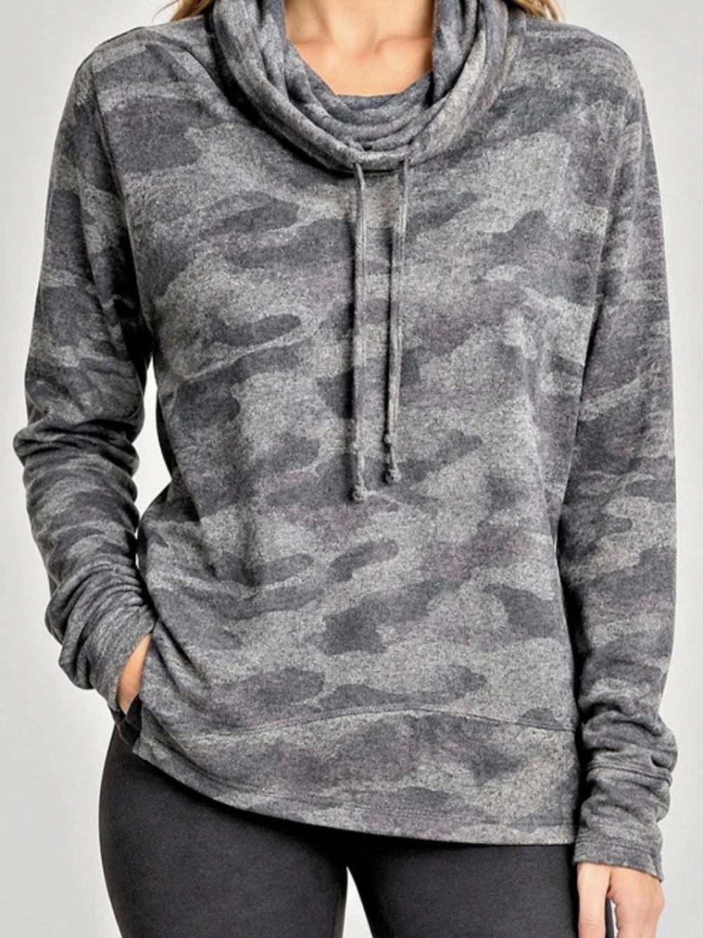 Maurices Camo Cowl Neck Top in Gray & Black Size XL Women's